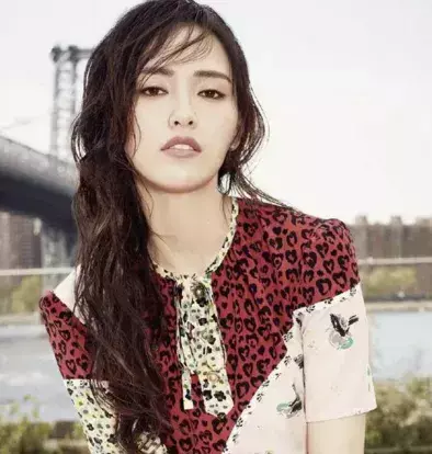 近视的明星都有哪些(有哪些明星是近视的) 明星 第5张 近视的明星都有哪些(有哪些明星是近视的) 明星 第5张