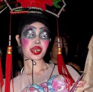 ​世界上最丑的女人照片 丑陋无法决定一个人的内在