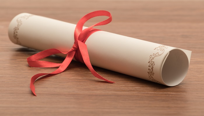 录取通知书是快递送吗 录取通知书寄的是什么快递