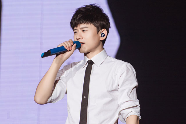 盘点10位川渝籍男明星(川渝帅哥明星)