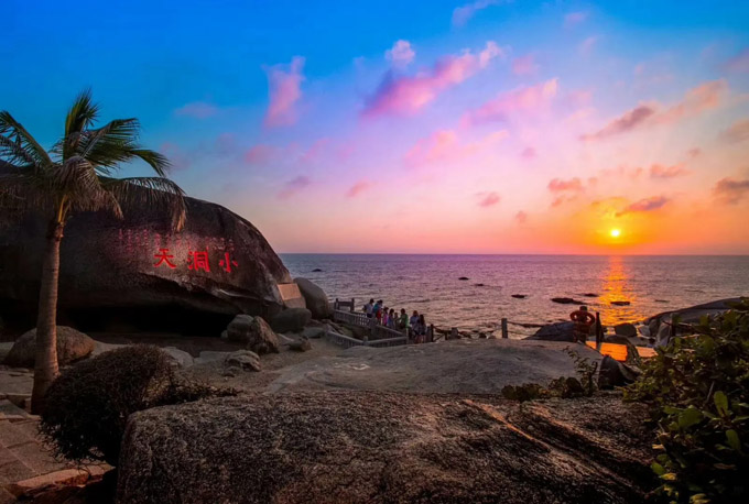 2022三亚必去五个旅游景点推荐