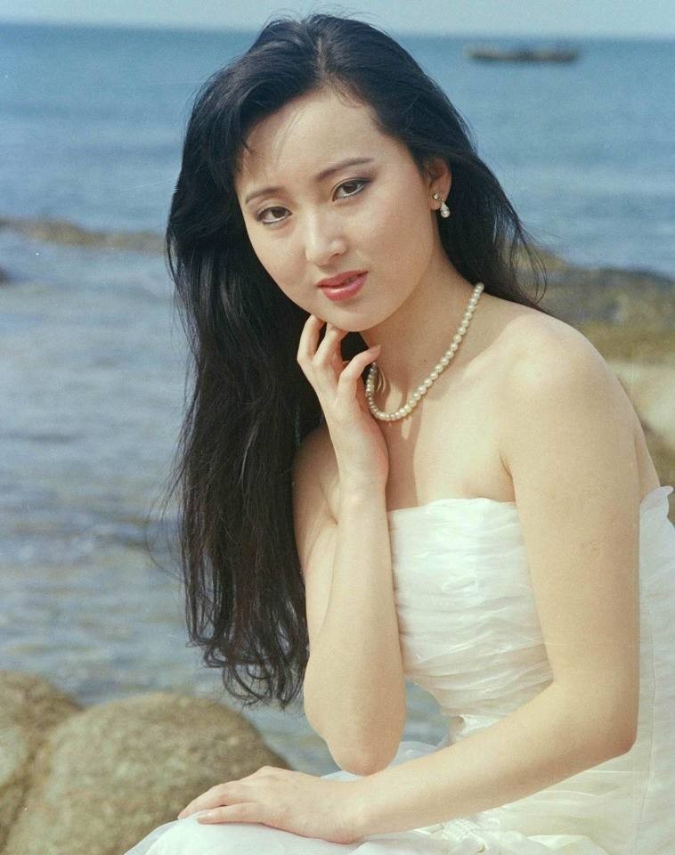 少女时代还剩哪五个人(少女时代只剩5个人了)