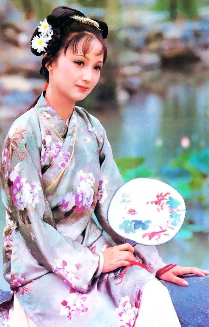 少女时代还剩哪五个人(少女时代只剩5个人了)