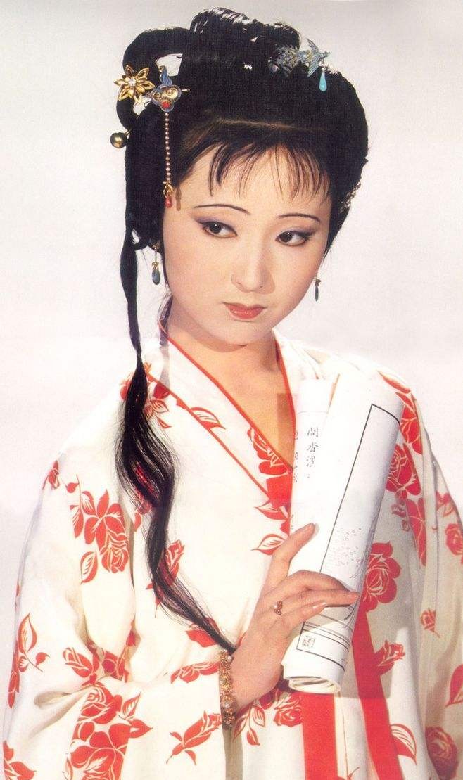 少女时代还剩哪五个人(少女时代只剩5个人了)