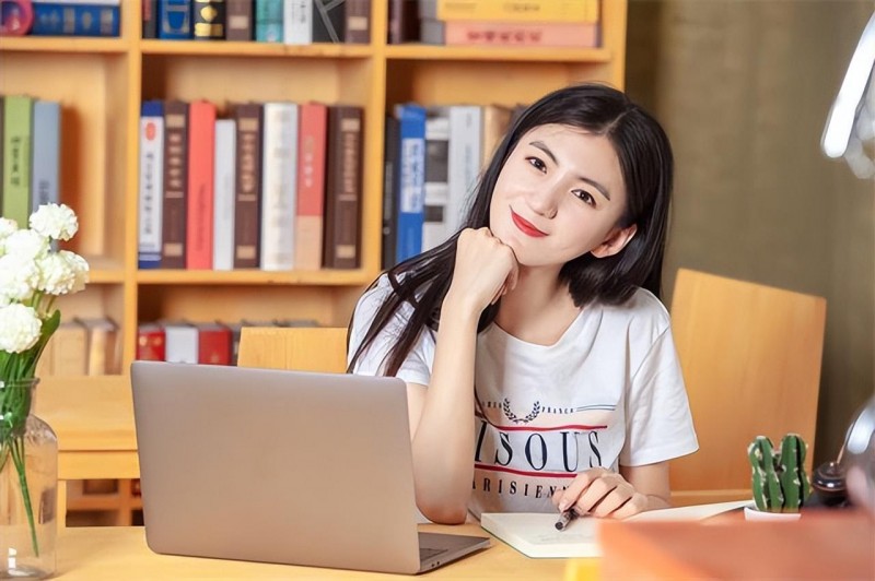 没人愿意干的暴利行业盘点(没人干的68个暴利行业)