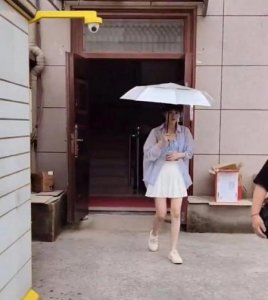 ​张含韵出了什么事(张含韵当年发生了什么事?)