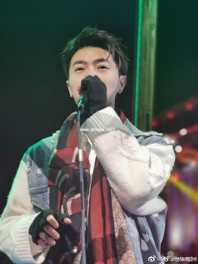 兔三岁睡粉丝这件事是真的吗 各城市路演吸粉百万