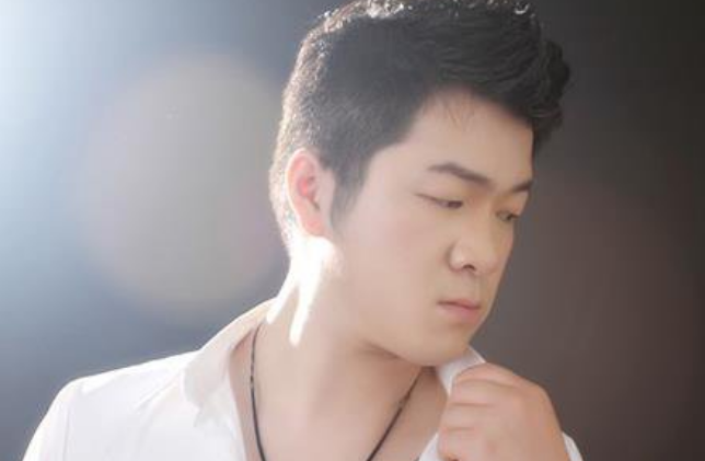 毕加索怎么从配音主持到YY年度金牌冠军 起底毕加索资料简介