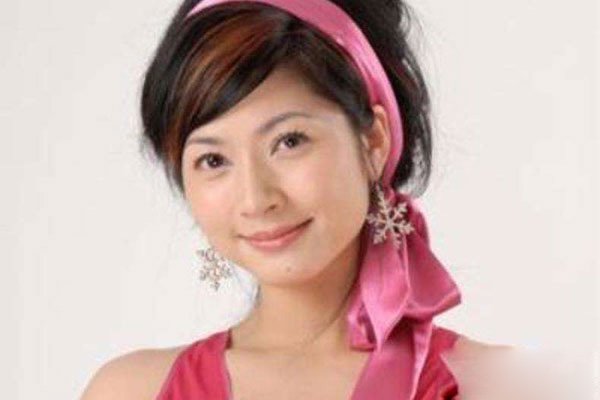 吉雪萍生三胎 老公乌树德偷腥引导女儿身材不佳