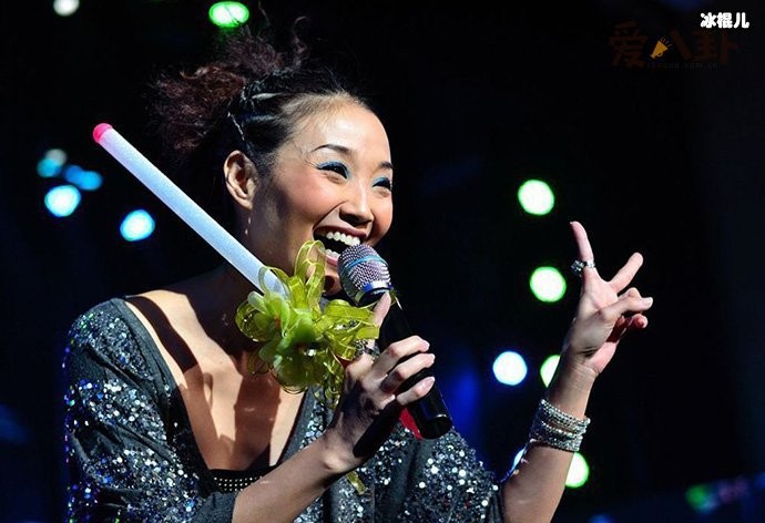 张智霖许秋怡分手详情起底