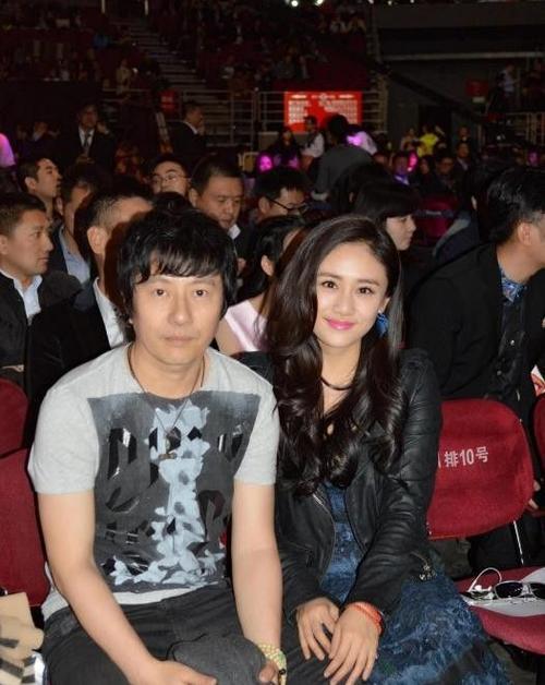 郑钧老婆,王菲谢霆锋现状(郑钧和王菲的关系) 郑钧老婆,王菲谢霆锋现状(郑钧和王菲的关系)